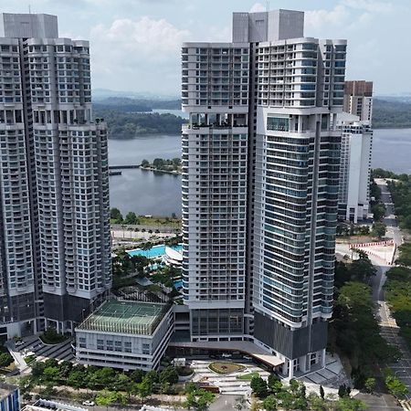 Teega Suites Puteriharbour By Wp Homestay Johor Bahru Dış mekan fotoğraf